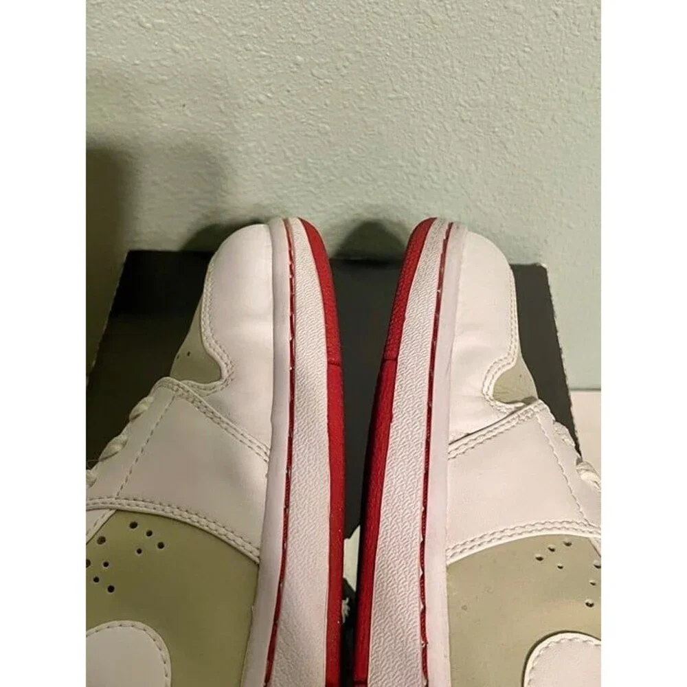 Jordan 1 Hare size 10.5 Men's Shoes Used 374454 011